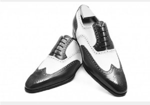 Handmade Mens black and white wingtip brogue formal shoes, Men dress shoes