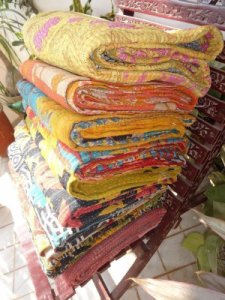 Set of 5 Handmade Vintage Kantha Quilt, Handmade Reversible Antique Gudri Throw