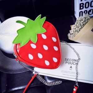 Sweet summer new fashion handbags PU leather women bag strawberry chain bag Shou
