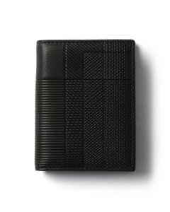 Contrasting textured pattern wallet