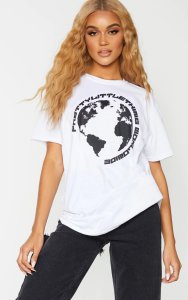 Prettylittlething - White international slogan t shirt, white