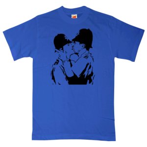 Banksy T Shirt - Kissing Policemen
