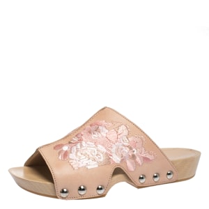 Alexander McQueen Peach Leather Embroidered Wooden Clogs Size 36