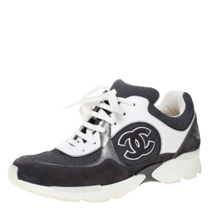 Chanel Monochrome Canvas And Suede CC Logo Lace Up Sneakers Size 38.5