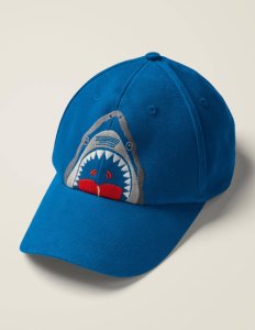 Casquette brodée à motif requin BLU Garçon Boden, Blue