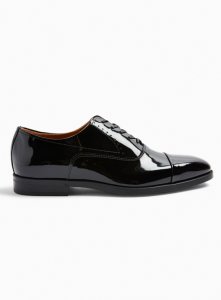 Chaussures en cuir noir verni avec bouts renforcés Pisa