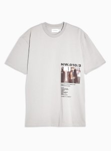 T-shirt gris avec photo imprimée