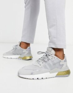 Adidas Originals Nite Jogger sneaker in silver and gold