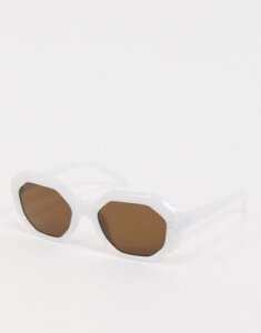 ASOS DESIGN 90s angular hexagon sunglasses in marble white