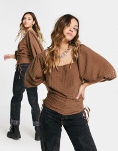 ASOS DESIGN Circular textured top with puff sleeves in brown-White