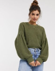 ASOS DESIGN fluffy crew neck sweater with volume sleeve-Green