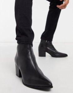 ASOS DESIGN heeled chelsea boots with pointed toe in black leather with black sole