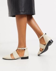 ASOS DESIGN Meanwood pointed flat shoes in bone-Stone