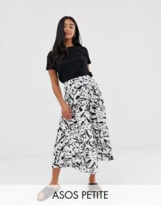 ASOS DESIGN Petite pleated midi skirt in mono abstract print-Multi