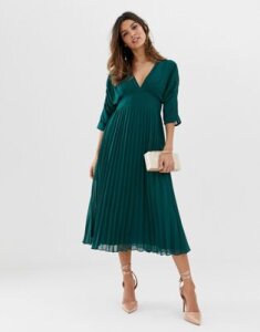 ASOS DESIGN pleated midi dress with batwing sleeves-Green