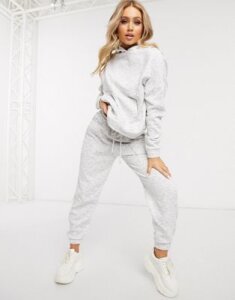 ASOS DESIGN premium tracksuit hoody / basic jogger with pocket details in neppy-White