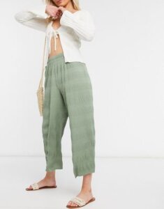 ASOS DESIGN textured plisse culotte pants in pale khaki-Green
