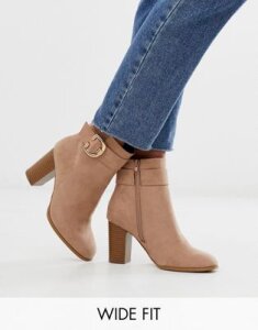 ASOS DESIGN Wide Fit Relay heeled ankle boots in taupe-Beige