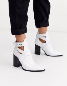 Depp white leather cut out heeled ankle boots
