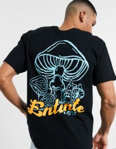 Entente mushroom t-shirt in black
