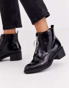 Glamorous black zip front ankle boots
