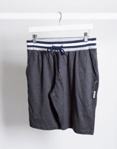 Green Treat lounge shorts in charcoal gray