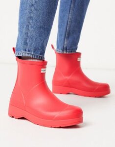Hunter original play short wellington boots in red