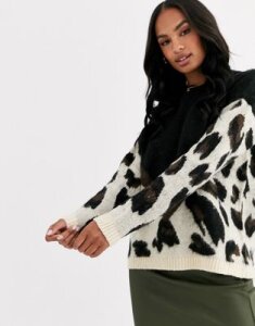Liquorish oversized color block leopard print sweater-Multi