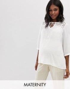 Mamalicious maternity lace detail textured top-White
