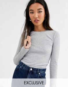 Monki ribbed crew neck top with long sleeve in gray