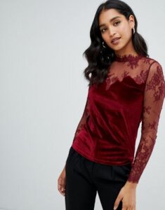 Morgan velvet top with lace sleeves in berry-Red