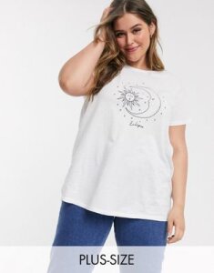 New Look Curve celestial print tee in white