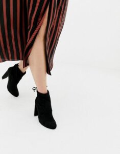 New Look tie back heeled sock boot in black