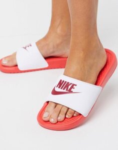 Nike Benassi white and Red Sliders