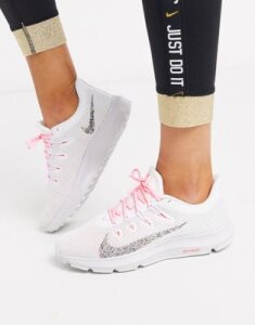 Nike Running Quest 2 sneaker in white
