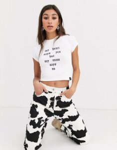 O Mighty crop t-shirt with mom says no graphic-White