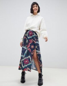Reclaimed Vintage inspired midi skirt in scarf print-Multi