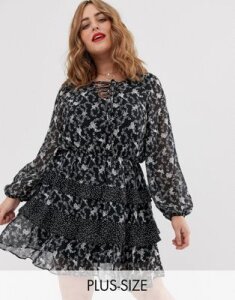 Simply Be tiered ruffle dress in black floral-Multi