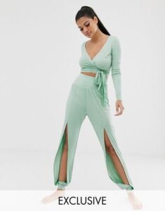 South Beach split front yoga pant in mint-Green