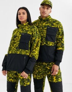 The North Face 94 Rage Fleece in leopard yellow rage print