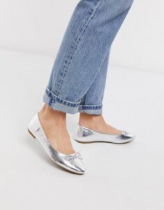 Truffle Collection easy ballet flats in metallic snake-Silver