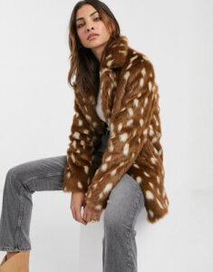 Urbancode faux fur coat in deer-Brown