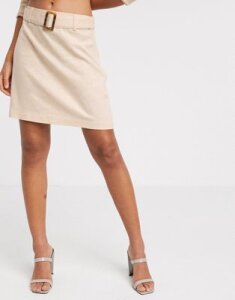 Vero Moda linen mini skirt with tortoise belt in peach-Beige