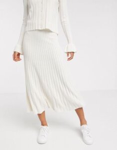 Y.A.S knitted skirt two-piece in cream-Multi