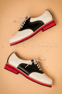 Banned Retro - 60s old soul dancer shoes in white and black