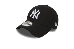 9forty League Basic New York Yankees